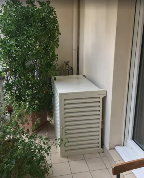 Verkleidung Klimaanlage: "Modell Performance"
