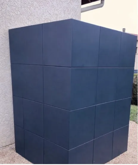 Schallschutzwand zum Schutz der Wärmepumpe